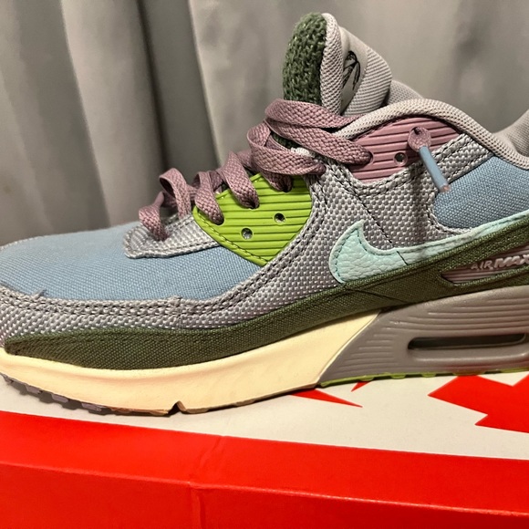 Air Max 90 SE Sun Club Sneaker - Picture 2 of 3